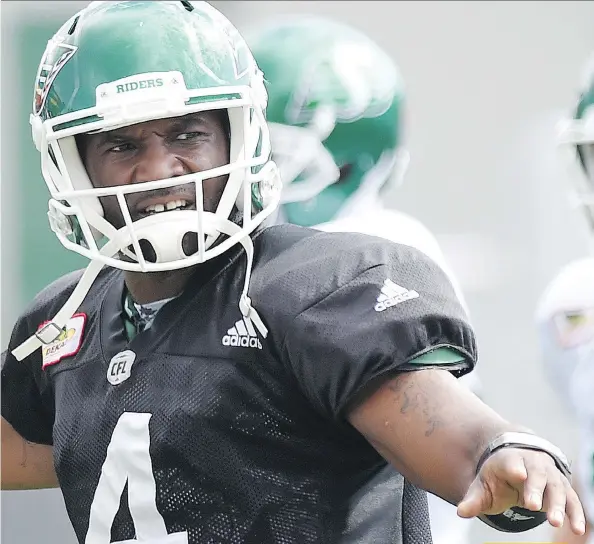  ??  ?? Quarterbac­k Darian Durant, shown here during a recent practice, says the struggling Roughrider­s “just want to win games.”