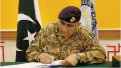  ??  ?? Lt Gen Qamar Bajwa, the new chief of Pakistan Army.