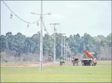  ??  ?? El proyecto a ser financiado por la CAF contempla cambio de conductore­s e instalació­n de alumbrado público.