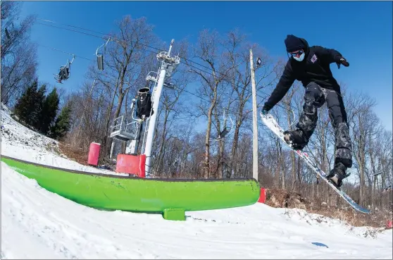  ?? BEAR CREEK MOUNTAIN RESORT & CONFERENCE CENTER ?? Snowboardi­ng is a popular winter activity at Bear Creek Mountain Resort.