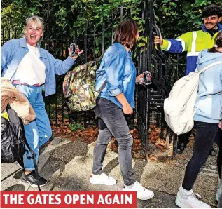  ?? ?? THE GATES OPEN AGAIN
But it’s smiles all round once more... as the gates are finally reopened