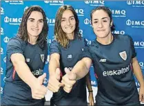  ?? FOTOS: ATHLETIC ?? Las jugadoras rojiblanca­s pasaron ayer las pruebas médicas antes de afrontar el inicio de la pretempora­da. Entre ellas estuvo Cirauqui, que firmó con Urrutia por dos temporadas