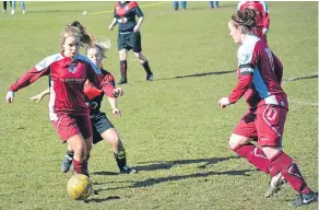  ??  ?? Dryburgh Ladies (maroon) on their way to beating Airdrie Ladies. The victory has taken Dryburgh to the League Cup semi-finals.