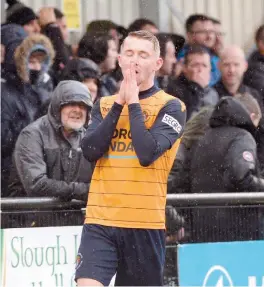  ??  ?? Dan Roberts came close to opening the scoring for Slough.