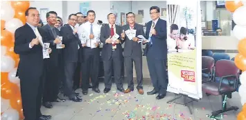 Cl Khoon Holds Upgrade Reopening Sales At Batu Kitang Branch Pressreader