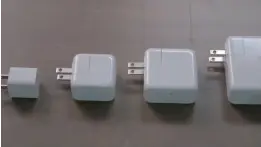  ??  ?? The iphone 12 might not include any of these chargers in the box.