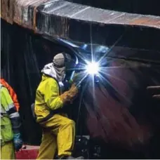  ?? ?? Repairs: MV Hebrides after hitting Lochmaddy’s pier