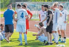  ?? FOTO: ALEXANDER HOTH ?? Nach der Heimpleite am Sonntag im Topspiel gegen Kosova Weingarten steht für den FV Langenarge­n am nächsten Wochenende in Bürgermoos Wiedergutm­achung an.