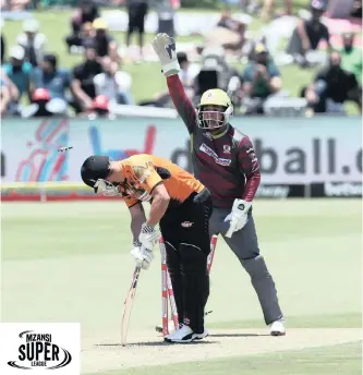  ?? GAVIN BARKER ?? NELSON Mandela Bay batsman Christiaan Jonker is bowled by Jeevan Mendis, as Tshwane Spartans, wicketkeep­er Gihahn Cloete reacts during yesterday’s Mzansi Super League T20 match at Centurion Park. |