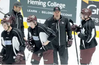  ?? CLIFFORD SKARSTEDT/EXAMINER ?? Peterborou­gh Petes head coach Jody Hull goes over a drill during a team practice Tuesday at the Memorial Centre. The Petes will host the defending Ontario Hockey League champion Erie Otters in Thursday's 2017-18 season home opener at the Memorial Centre.