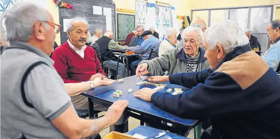  ?? (TÉLAM) ?? Dominó. La sentencia que declaró inconstitu­cional el gravamen sobre las jubilacion­es puede tener un serio efecto negativo sobre la Anses.