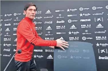  ??  ?? OBJETIVOS. Marcelino habló sobre la posibilida­d de que el Valencia se clasifique para la Champions.