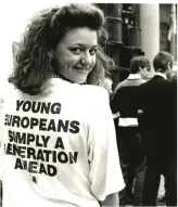  ?? (Wikimedia Commons) ?? A PROTESTER in Brussels during the European Council, 1987.
