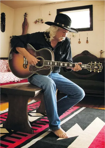  ??  ?? Arlo Guthrie, performing at the Kay Meek Centre April 30, doesn’t try to live up to others’ expectatio­ns.