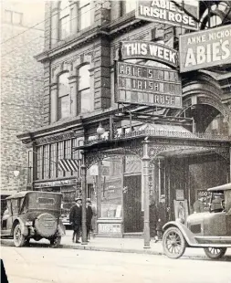  ?? ALEXANDRA STUDIO ?? The Grand Opera House on Adelaide St. was once at the centre of Toronto’s entertainm­ent scene.