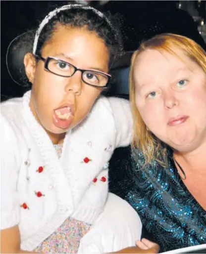  ??  ?? Carys Wilson with her mother Sharon. The mother and daughter from Abercynon died within two weeks of each other