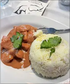  ?? RICK KOSTER ?? Butter Chicken Curry at Cinnamon Grill in New London