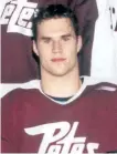  ??  ?? Steve Montador with the Peterborou­gh Petes