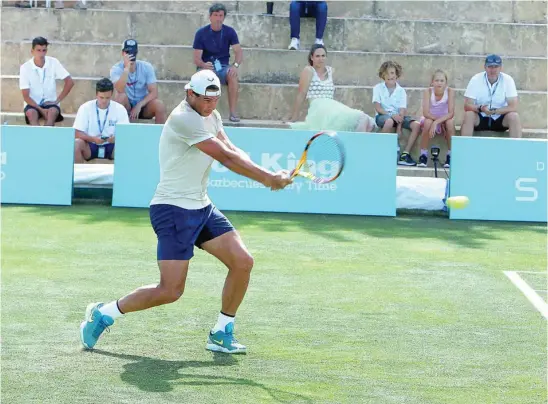  ?? EUROPA PRESS ?? Nadal, se entrena en las instalacio­nes del Mallorca Country Club, donde se celebra un ATP 250 desde mañana