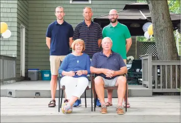  ?? Tom Pincince / Contribute­d photo ?? Brothers, left to right, Jon Pincince, Chris Pincince, Tom Pincince, and their parents, Roger Pincince and Colette Pincince.