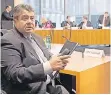  ?? FOTO: DPA ?? Sigmar Gabriel gestern vor dem Untersuchu­ngsausschu­ss.