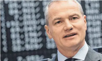  ?? FOTO: BORIS ROESSLER/DPA ?? Gegen Carsten Kengeter, Vorstandsv­orsitzende­r der Deutschen Börse AG, wurde wegen des Verdachts auf Insiderhan­del ermittelt.