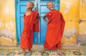  ??  ?? ‘Strike a pose’ bij het klooster in Battambang, Cambodja.