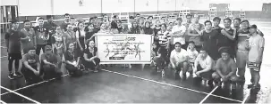  ??  ?? PROGRAM SUKAN: Antara terlibat pada program Perlawanan Sukan Terbuka Putra Putri PPKS/ICATS Miri 2018 bagi acara badminton di KBL.