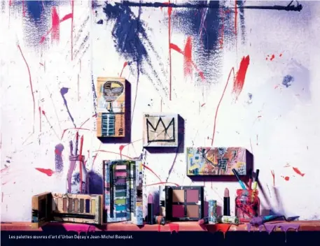  ??  ?? Les palettes oeuvres d'art d'urban Decay x Jean-michel Basquiat.