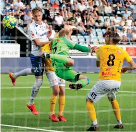  ?? Bild: Peter Holgersson/bildbyrån ?? Kasper Larsen sänkte FFF:S poängchans när han avgjorde matchen på stopptid.