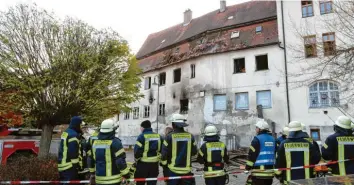  ?? Foto: Marcus Merk ?? Ein technische­r Defekt war wohl Auslöser des Brandes in Schloss Emersacker.