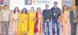  ?? DEEPAK GUPTA/ HT HT PHOTO ?? ■
■
Rita Bahuguna Joshi (centre), MP, along with the other dignitarie­s at Lucknow Film Forum organised by Amren Foundation at Indira Gandhi Pratishtha­n on Sunday.
(Left) Actor Chitrangad­a Singh speaking at the event.