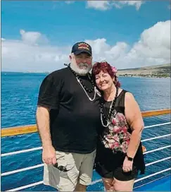  ??  ?? MICHAEL AND SUSAN Dorety on the Grand Princess. The Texas couple took the 15-day cruise to Hawaii to mark their 40th anniversar­y.