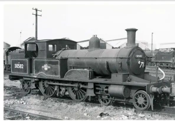  ?? CHRIS LEIGH COLLECTION ?? Top: Robert Stephenson-built ‘0415’ 4‑4‑2T No. 30582 awaits its fate at Eastleigh. It carries a Drummond boiler and the white embellishm­ents were added for railtour duties in the London area in 1961.