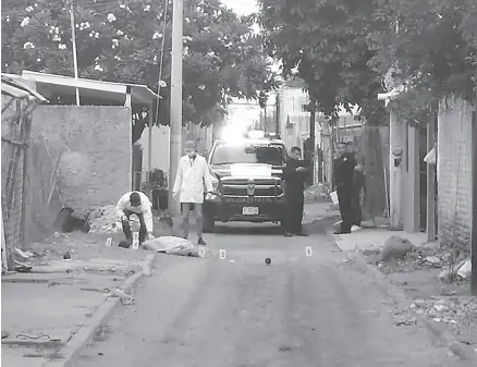  ??  ?? • Tres personas fueron asesinadas ayer en Ciudad Obregón.