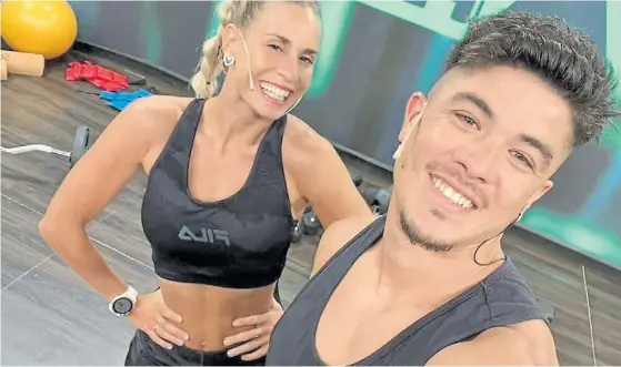  ?? ?? Extrafit. Así se llama el programa de Fox Sports que Nahuel Matheu conduce junto a Julieta Puentes. Sale de lunes a viernes, de 10 a 10:30.