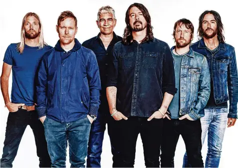  ?? SONY ?? Foo Fighters halten auf ihrem neuen Album «Concrete and Gold» am Erfolgskon­zept des radiotaugl­ichen Pop-Rocks fest.