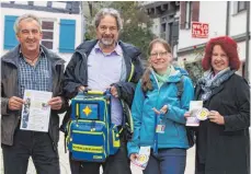  ?? FOTO: TANJA BOSCH ?? Das Leitungste­am der Notfallsee­lsorge im Landkreis Biberach ist auf der Suche nach Ehrenamtli­chen (von links): Helmut Sontheimer, Markus Lutz, Iris Espenlaub und Patricia Billwiller.