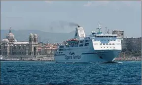  ??  ?? Les bateaux des trois compagnies doivent eux aussi être équipés.