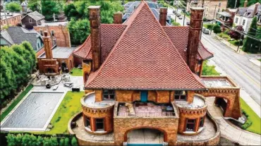  ?? COLUMBUS DISPATCH ?? The Circus House, built for circus impresario Peter Sells across from Goodale Park in 1895, is in foreclosur­e while its owner, Columbus businessma­n Weston Wolfe, wrestles with personal bankruptcy.