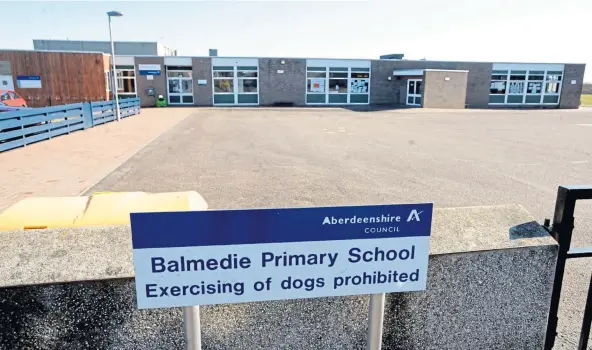  ?? ?? SPACE RACE: Campaigner Allan Hendry fears Balmedie Primary School will not be able to keep pace with demand for places.