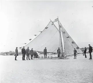  ?? CONTRIBUTE­D ?? A large ice boat used in Lunenburg County near the end of the 19th century.