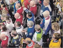  ?? CHRIS YOUNG THE CANADIAN PRESS ?? Ontario MPPs wear jerseys in tribute to the victims of Broncos bus crash.