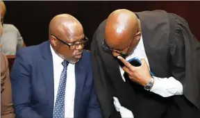  ?? PICS: MORERI SEJAKGOMO ?? Morupisi consulting with his attorney Manewe