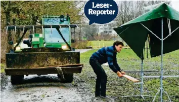  ??  ?? Dani Maag begeistert mit seiner Rüebli-Aktion. Wegen des entstanden­en Drecks hat er aber Ärger.