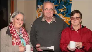  ??  ?? Margaret Cooper, Cllr Robbie Ireton and Eileen Kennedy.