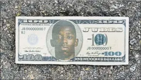  ?? FOTO: MD ?? El nuevo ‘Judas’ tuvo su billete Dembélé fue el foco de la ira de la afición