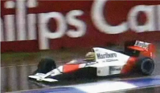  ??  ?? Above: Senna limps back to the pits