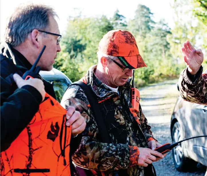  ??  ?? Stefan Jönsson, Lars Kellström och Rolf Thuresson planerar och diskuterar.