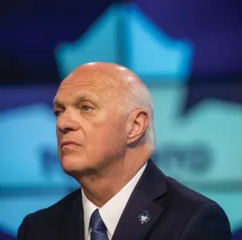  ?? BRIAN B. BETTENCOUR­T/TORONTO STAR ?? Newly appointed Maple Leafs general manager Lou Lamoriello addresses the media at the ACC on Thursday.